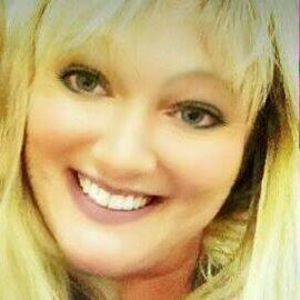 Meet your Posher, Jennifer casey